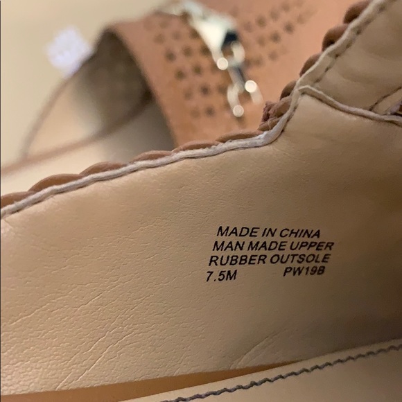 Michael Kors Charlton Slide Acorn - Picture 12 of 15